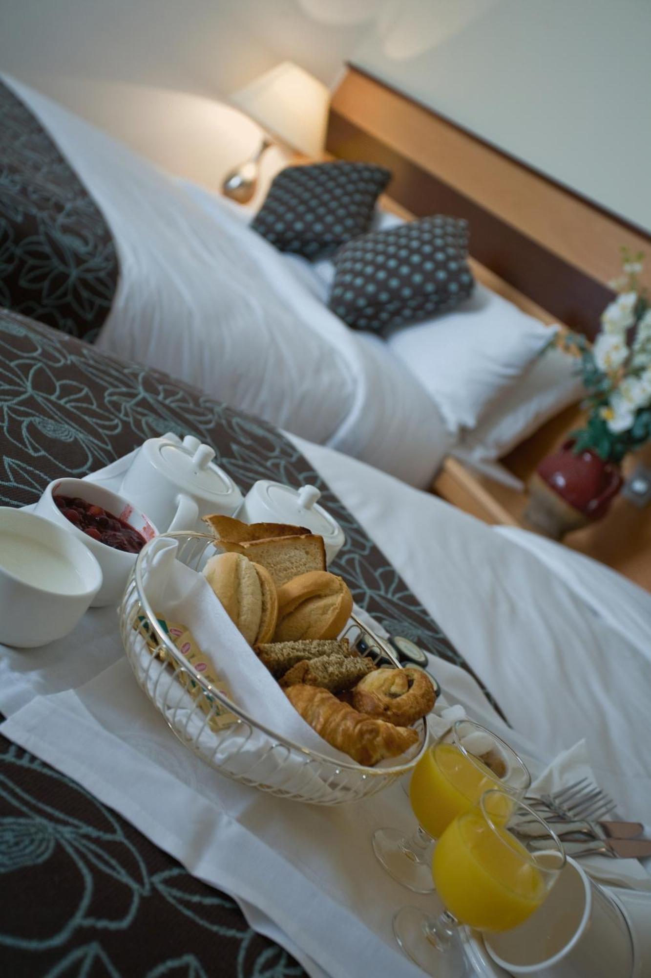 Ard Ri House Hotel Tuam Kültér fotó