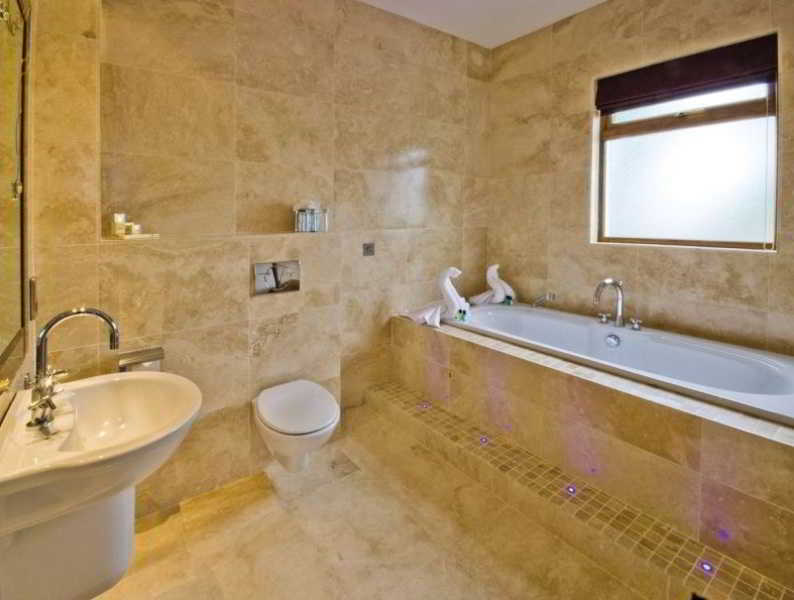 Ard Ri House Hotel Tuam Kültér fotó